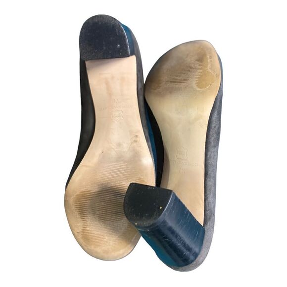 #131 ANN TAYLOR suede heels - Picture 6 of 7